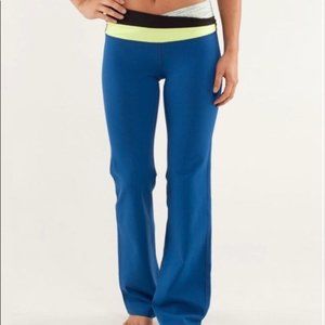 lululemon Astro Pants Blue/White/Yellow  Size 6
